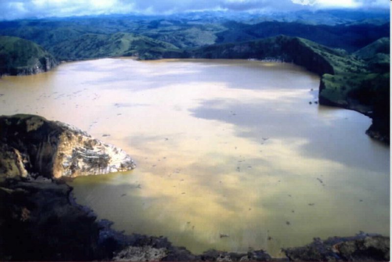 Озера Камеруна